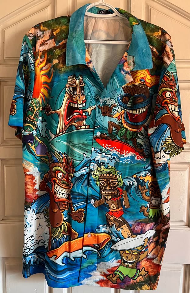 Men’s XL Hawaiian Shirt Short Sleeved Button Up