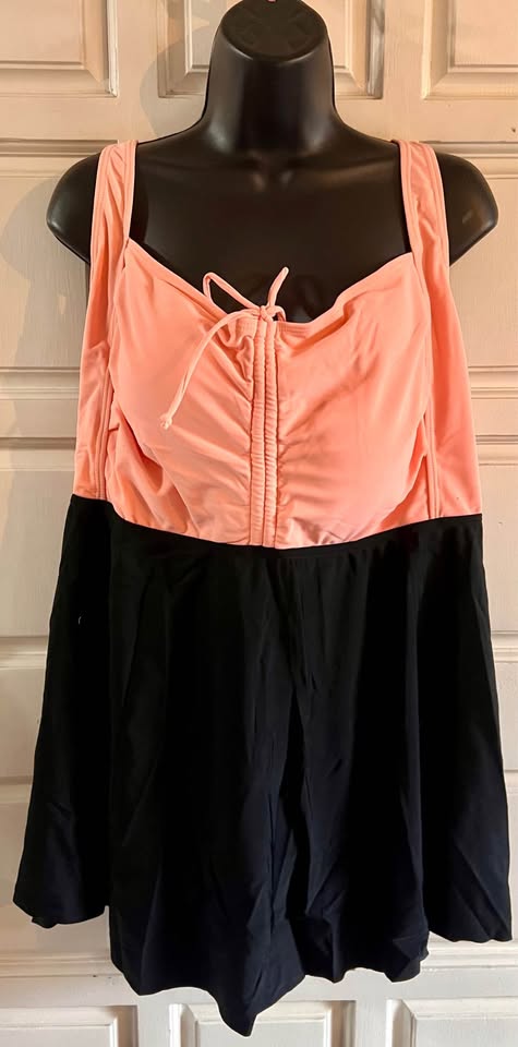 Yonique 24W 2 Piece Pink and Black Bathing suit